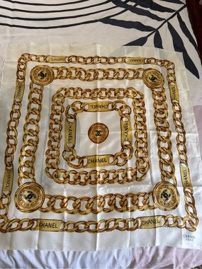 CHANEL Gold Chain Motif Silk Scarf - Ivory and Gold